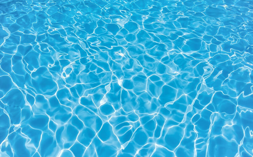 Wasser im Pool
